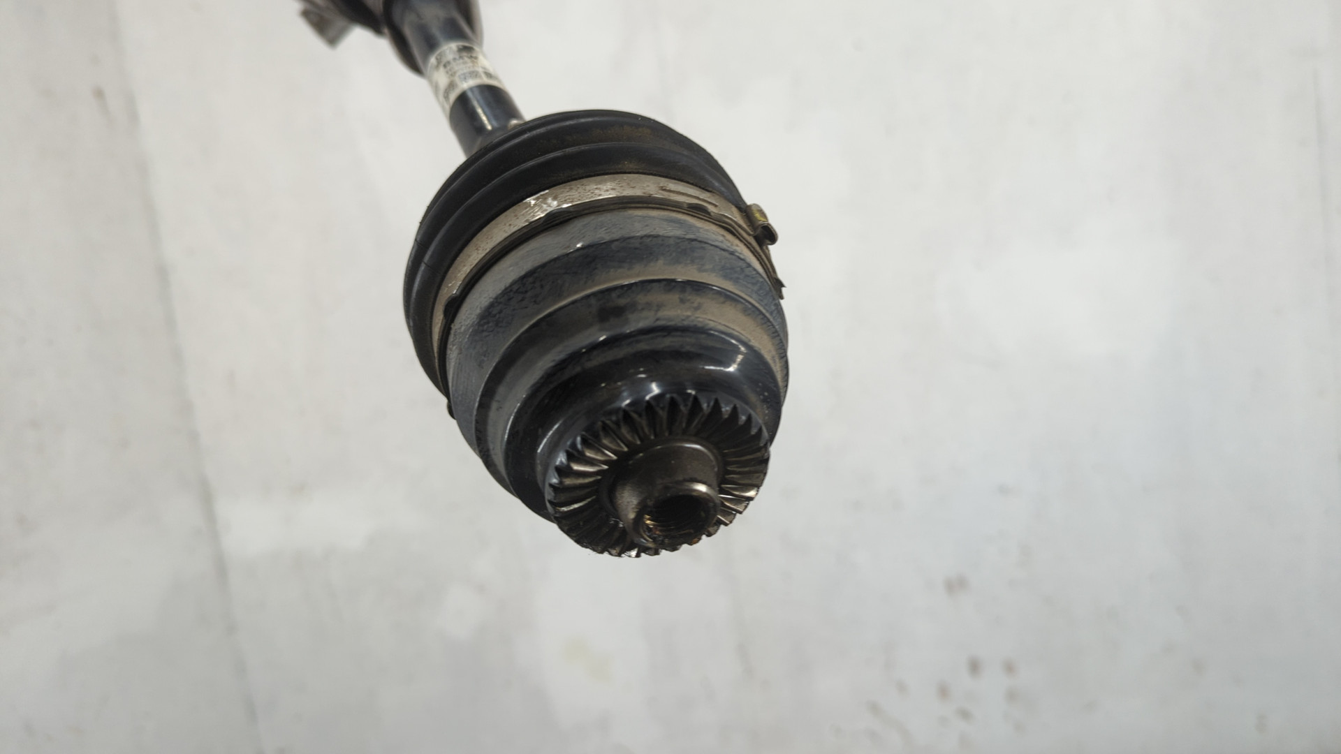 Полуось передняя правая