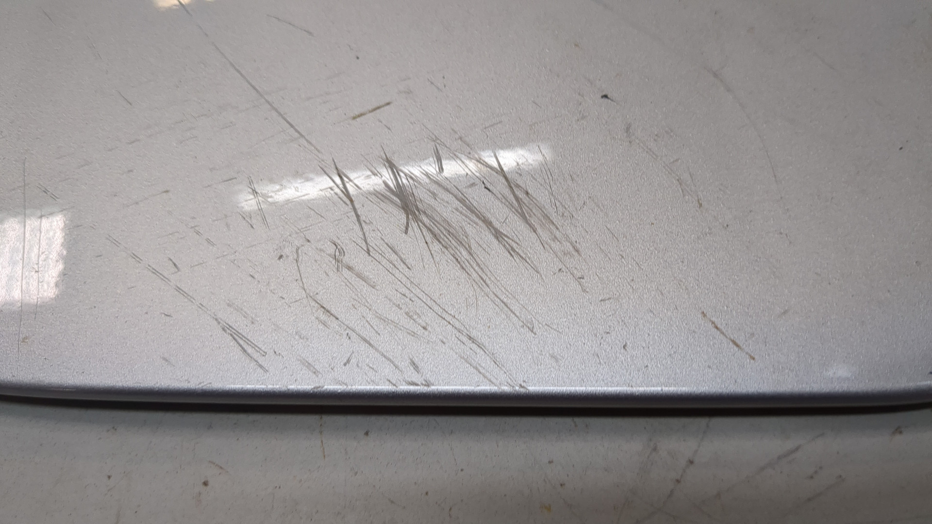 Лючок бензобака