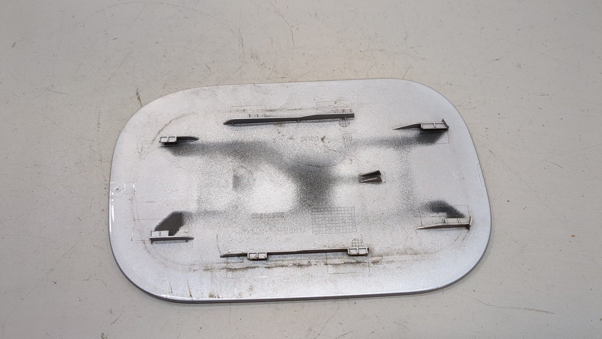 Лючок бензобака