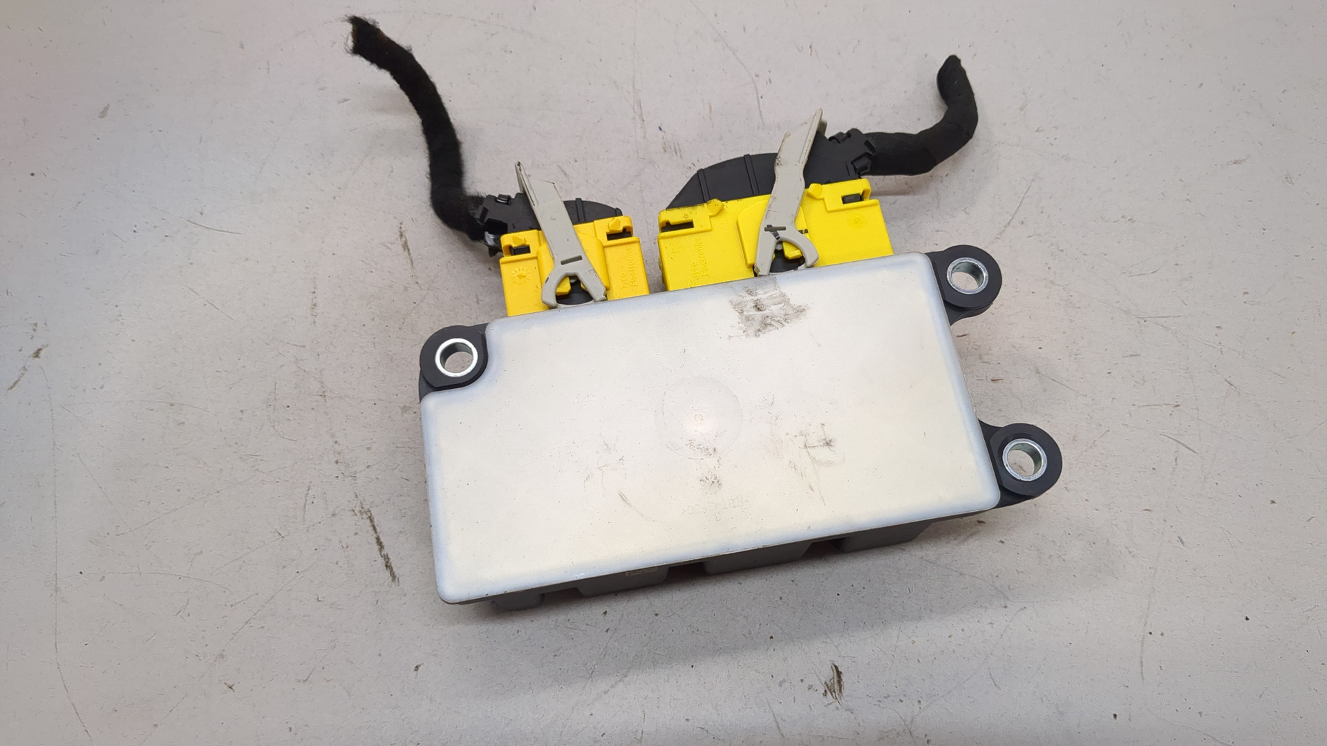 Блок управления подушек безопасности (AIR BAG)