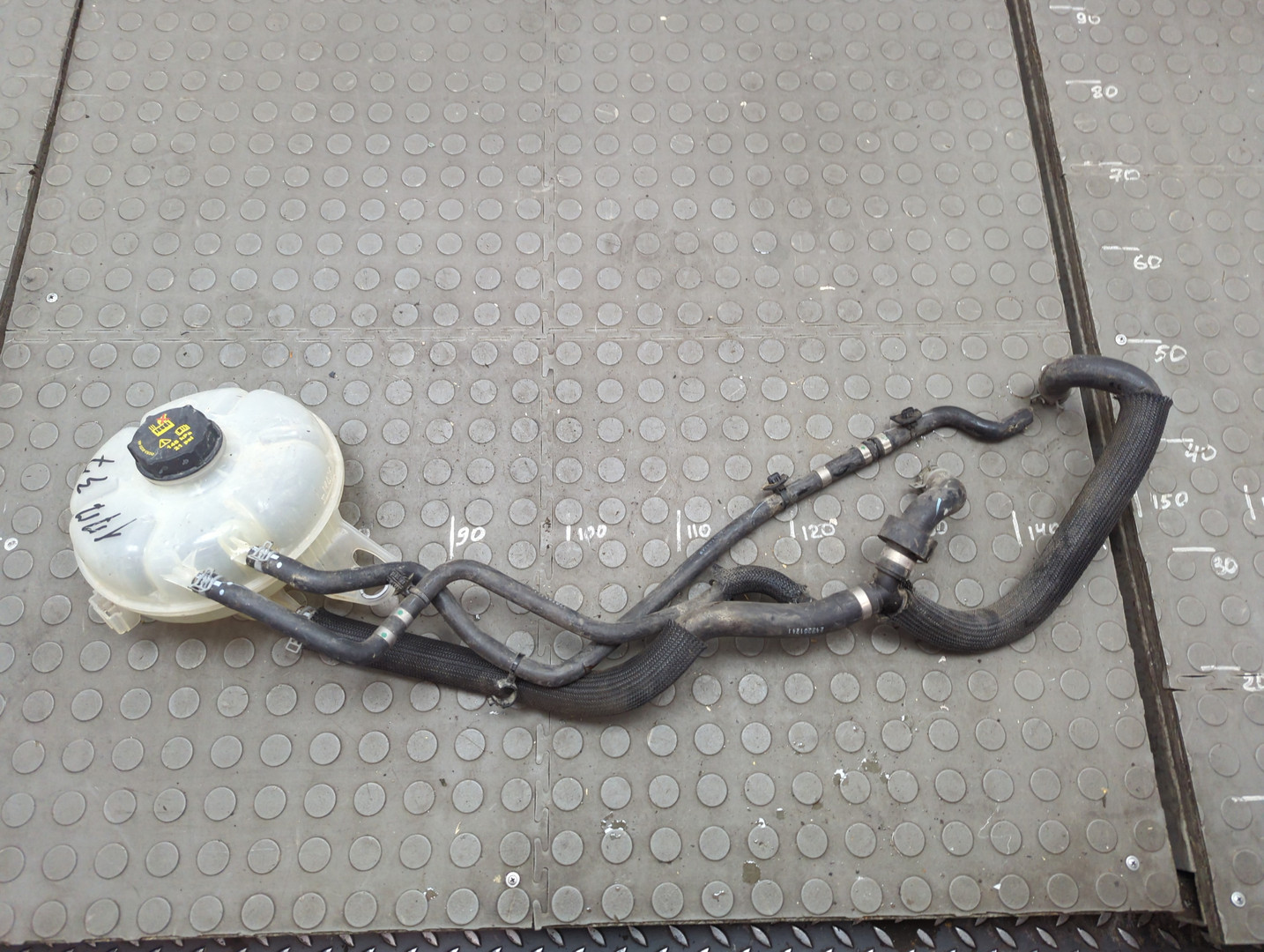 Бачок расширительный