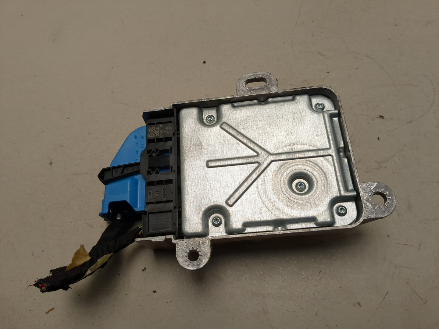 Блок управления подушек безопасности (AIR BAG)