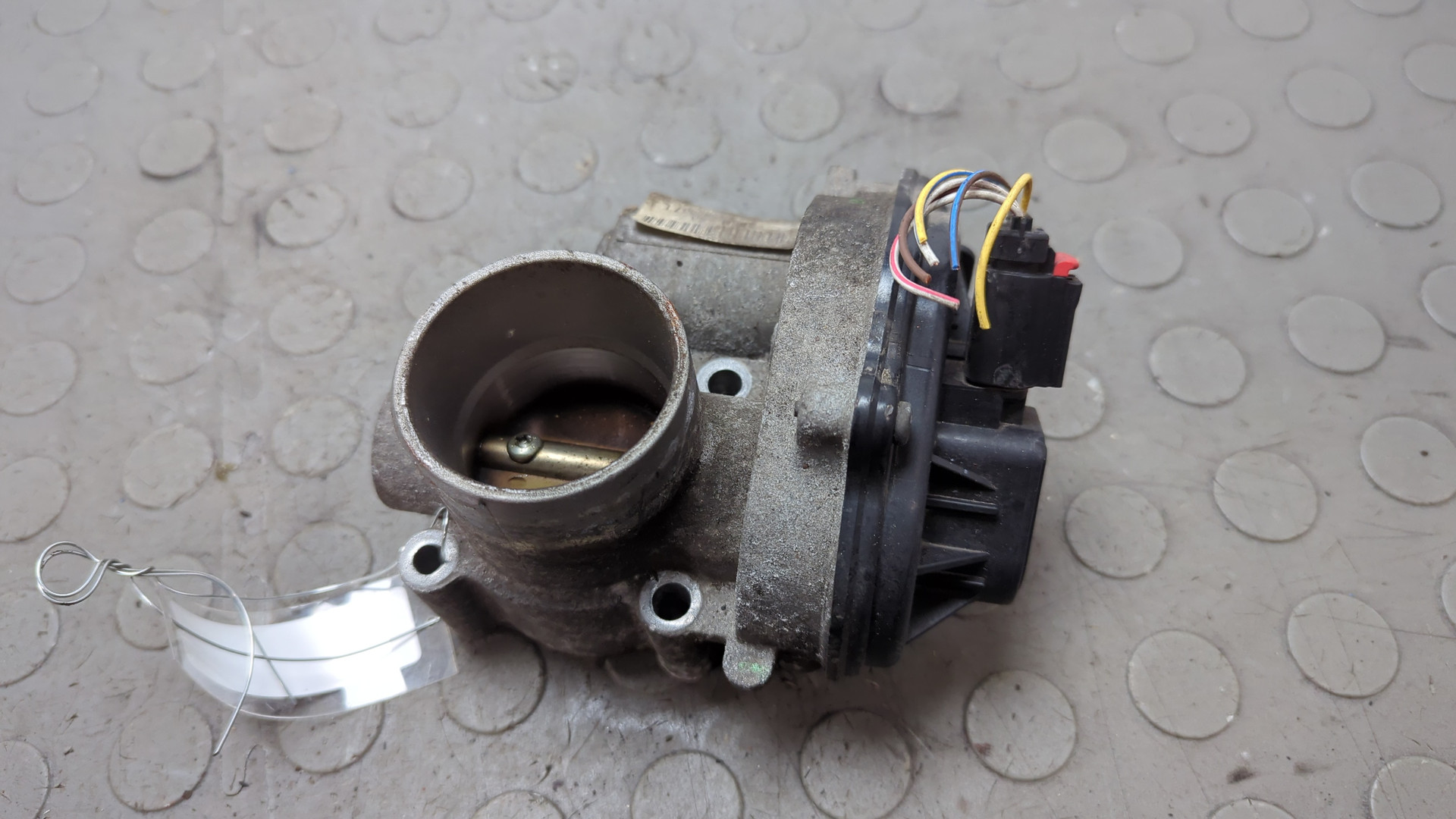 Заслонка дроссельная электрическая