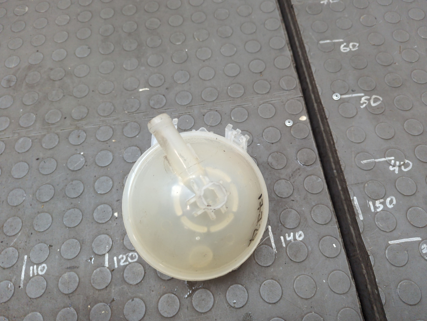 Бачок расширительный