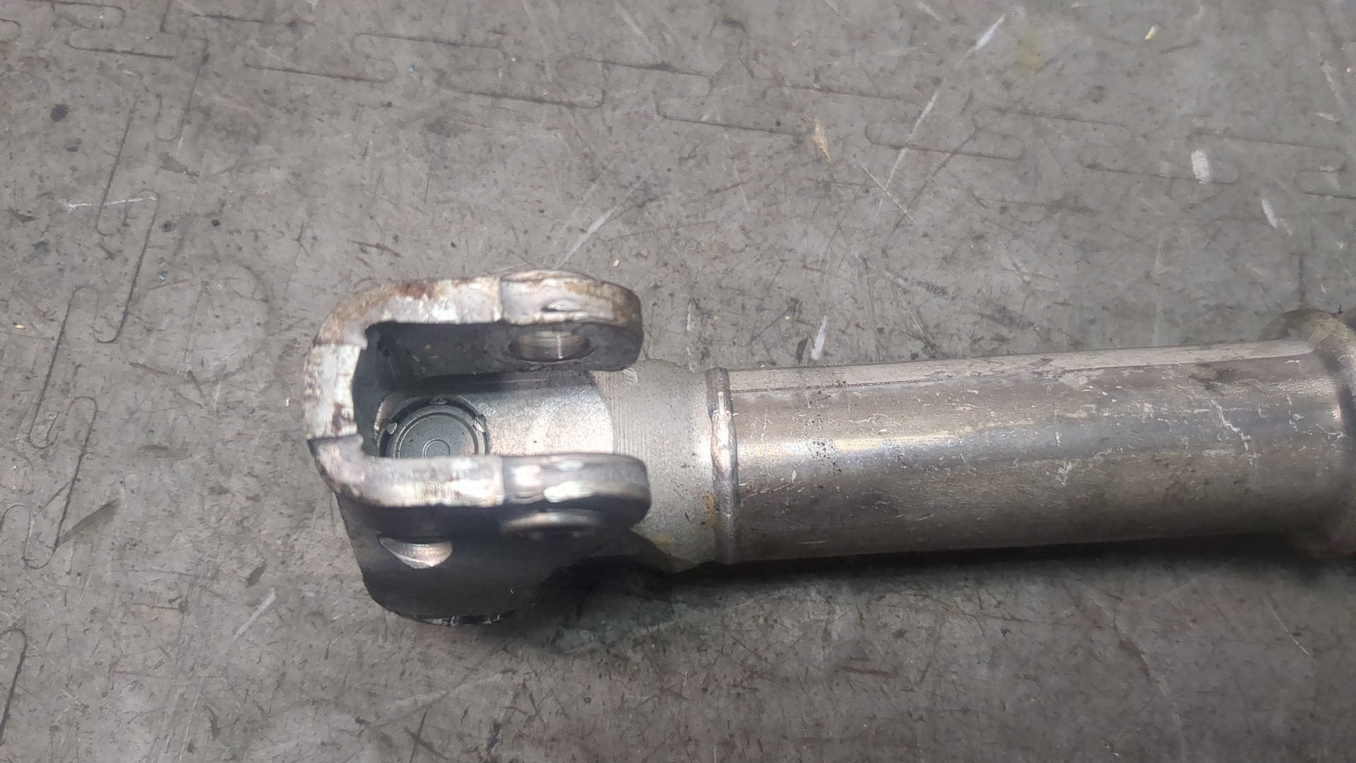 Кардан рулевой