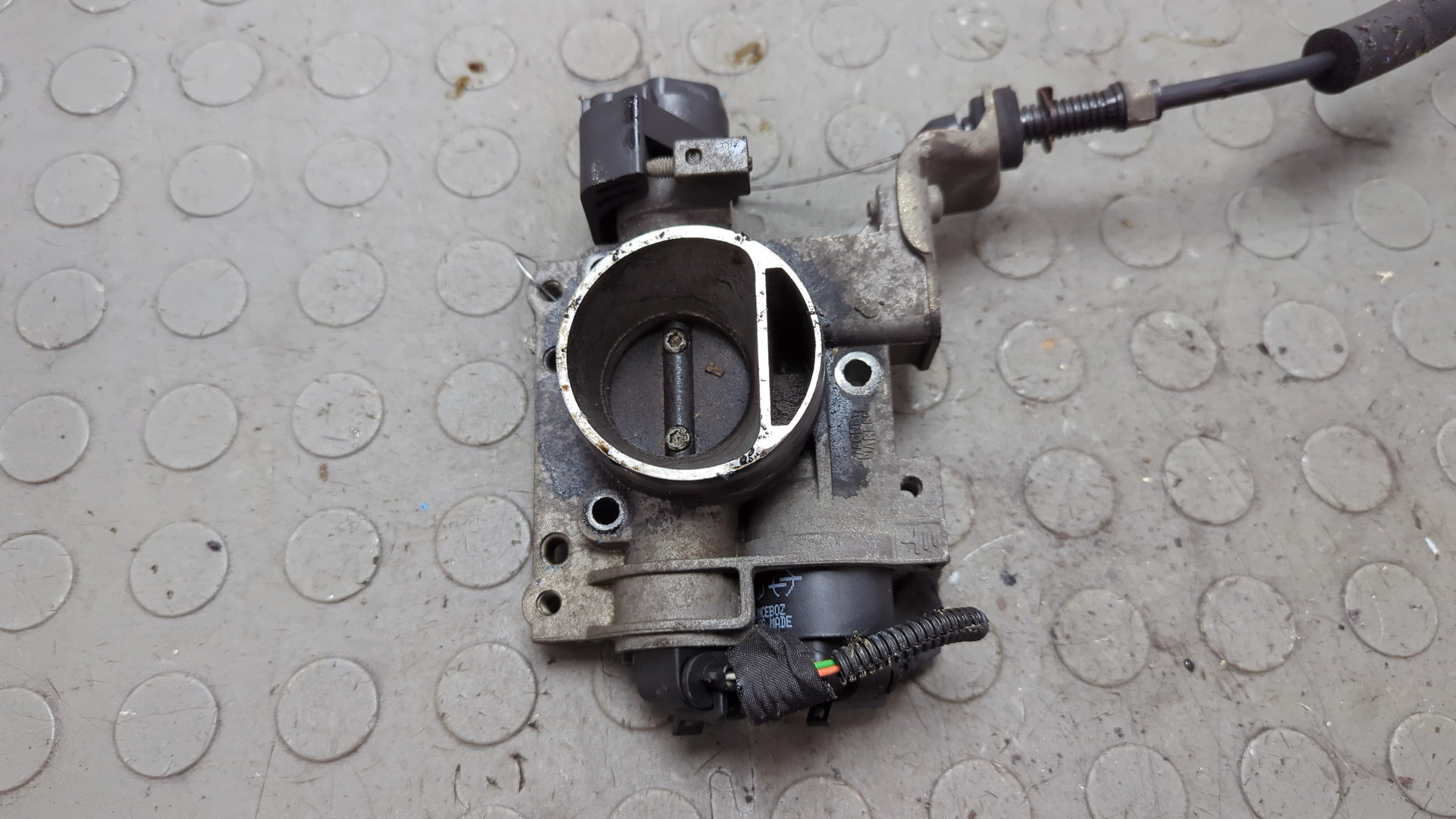 Заслонка дроссельная электрическая