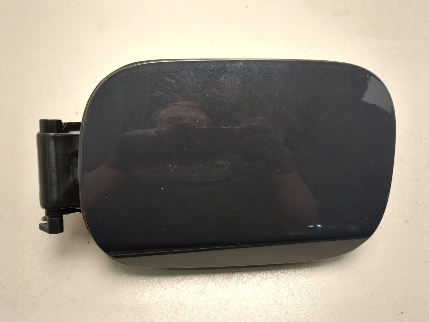 Лючок бензобака