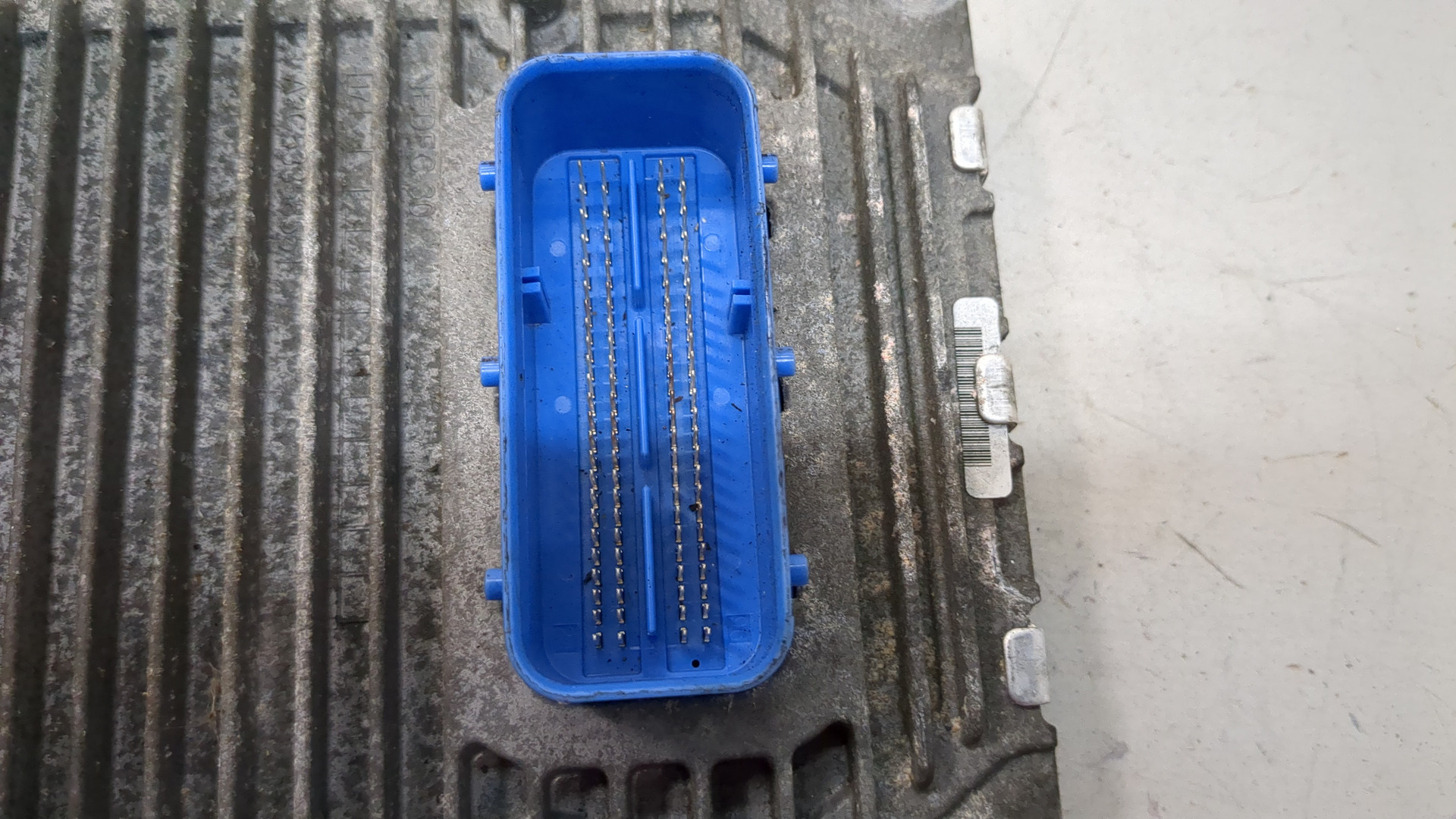 Блок управления двигателем