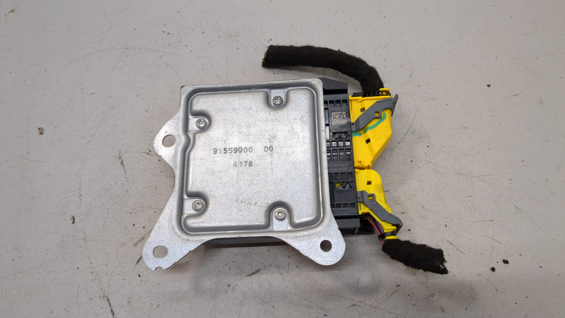 Блок управления подушек безопасности (AIR BAG)