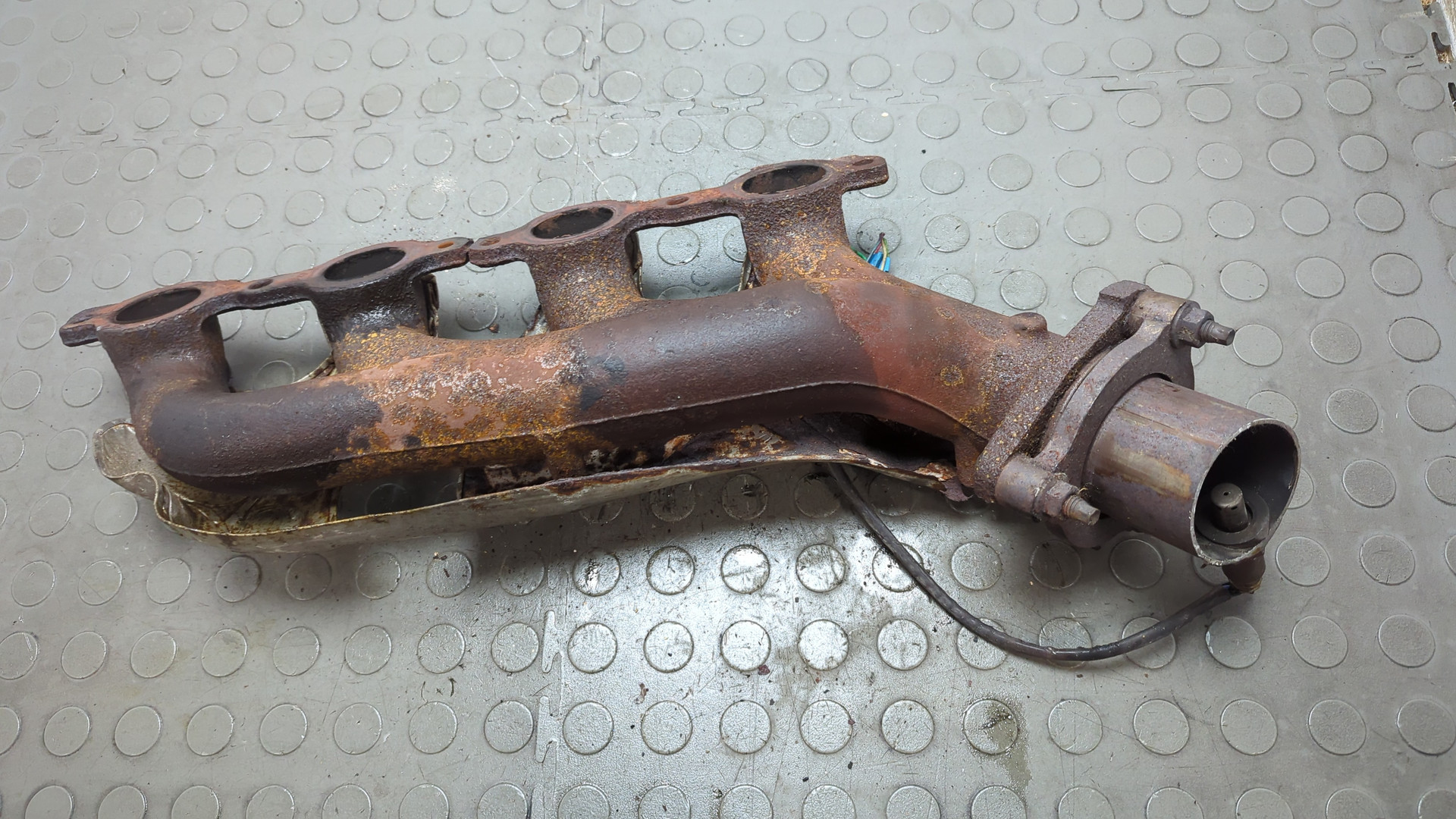 Коллектор выпускной