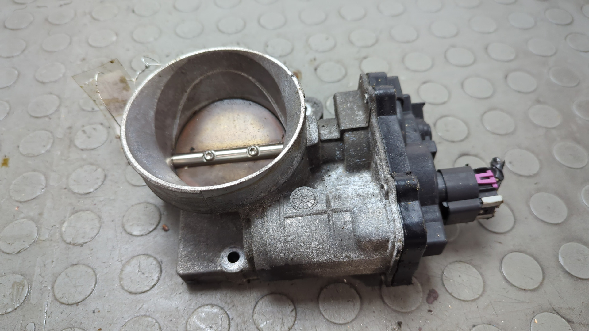 Заслонка дроссельная электрическая