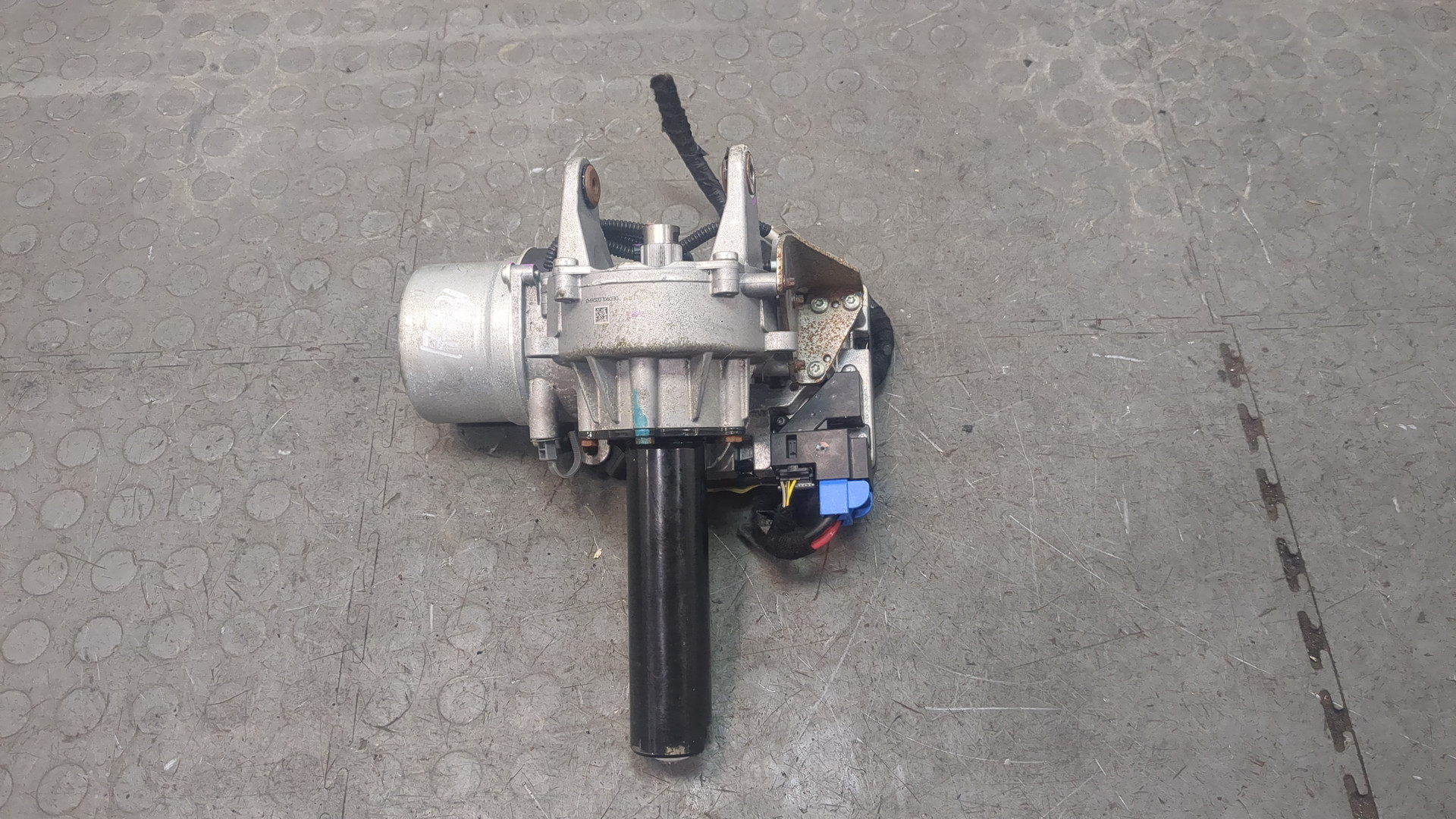 Серводвигатель рулевой рейки