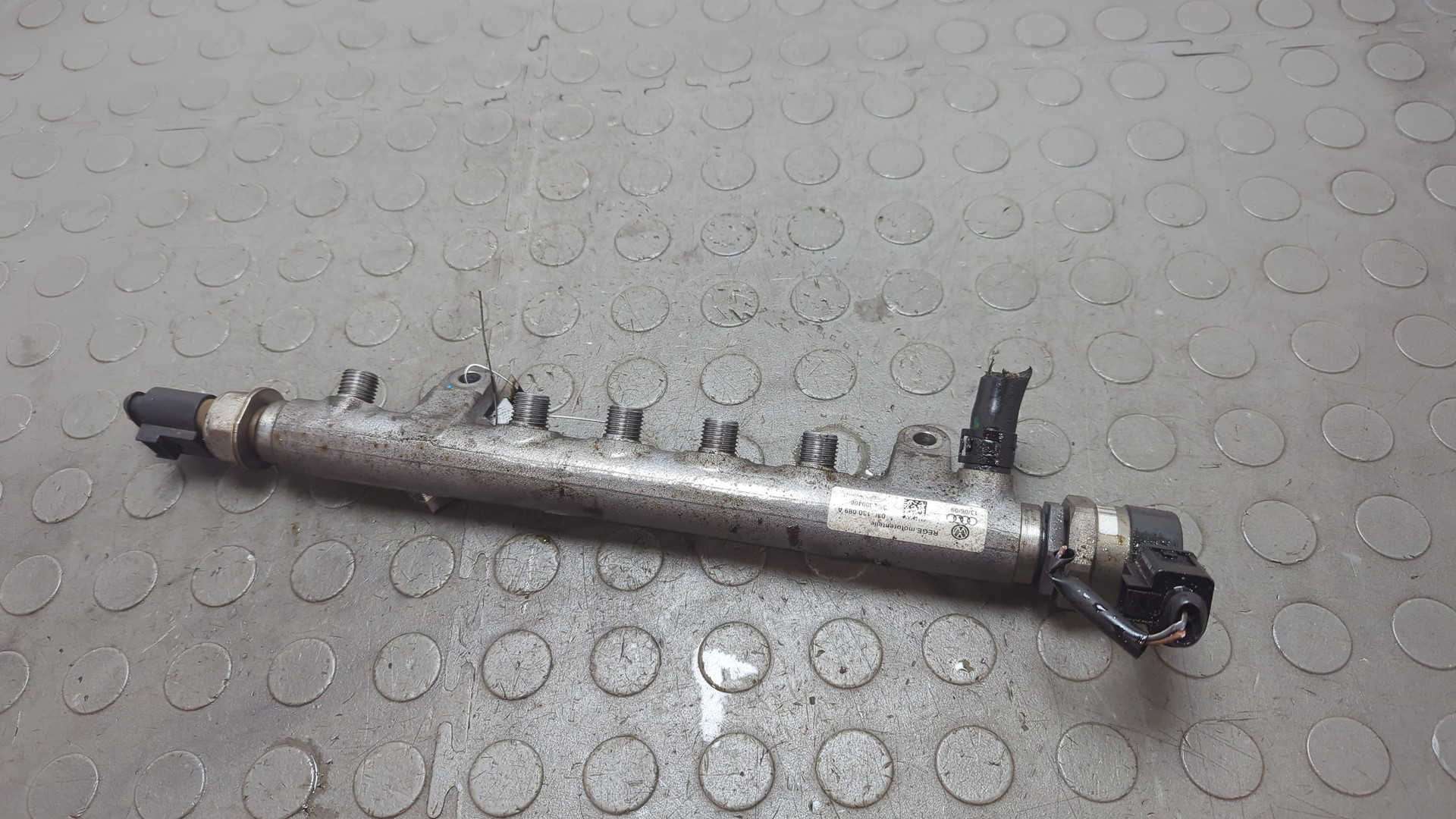 Рейка топливная (рампа)