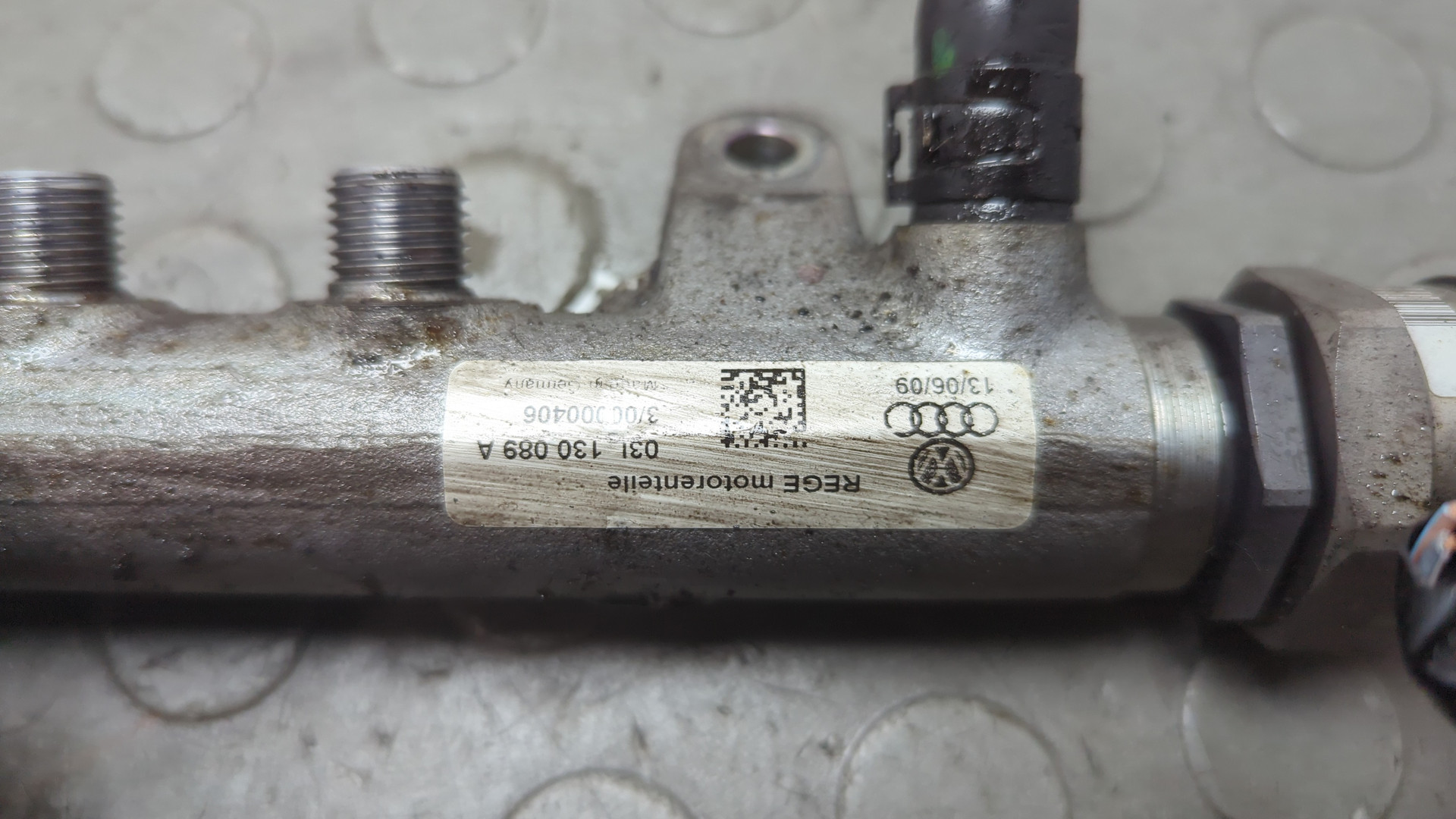 Рейка топливная (рампа)