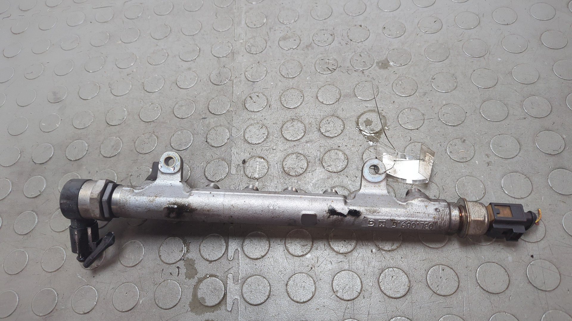 Рейка топливная (рампа)