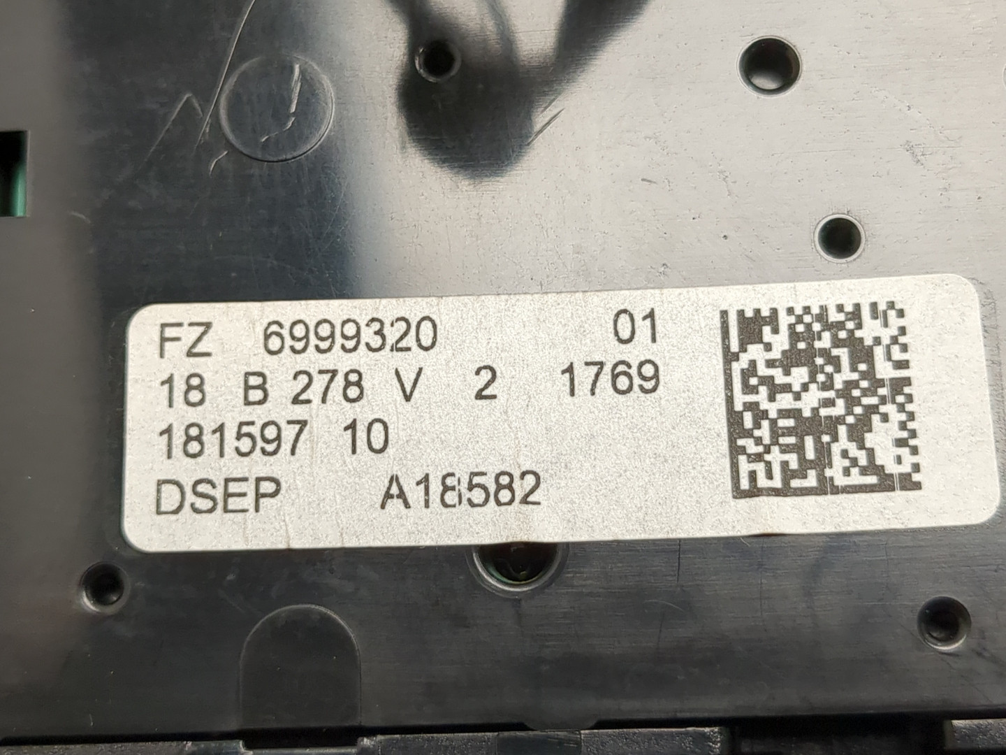 Плафон салонный