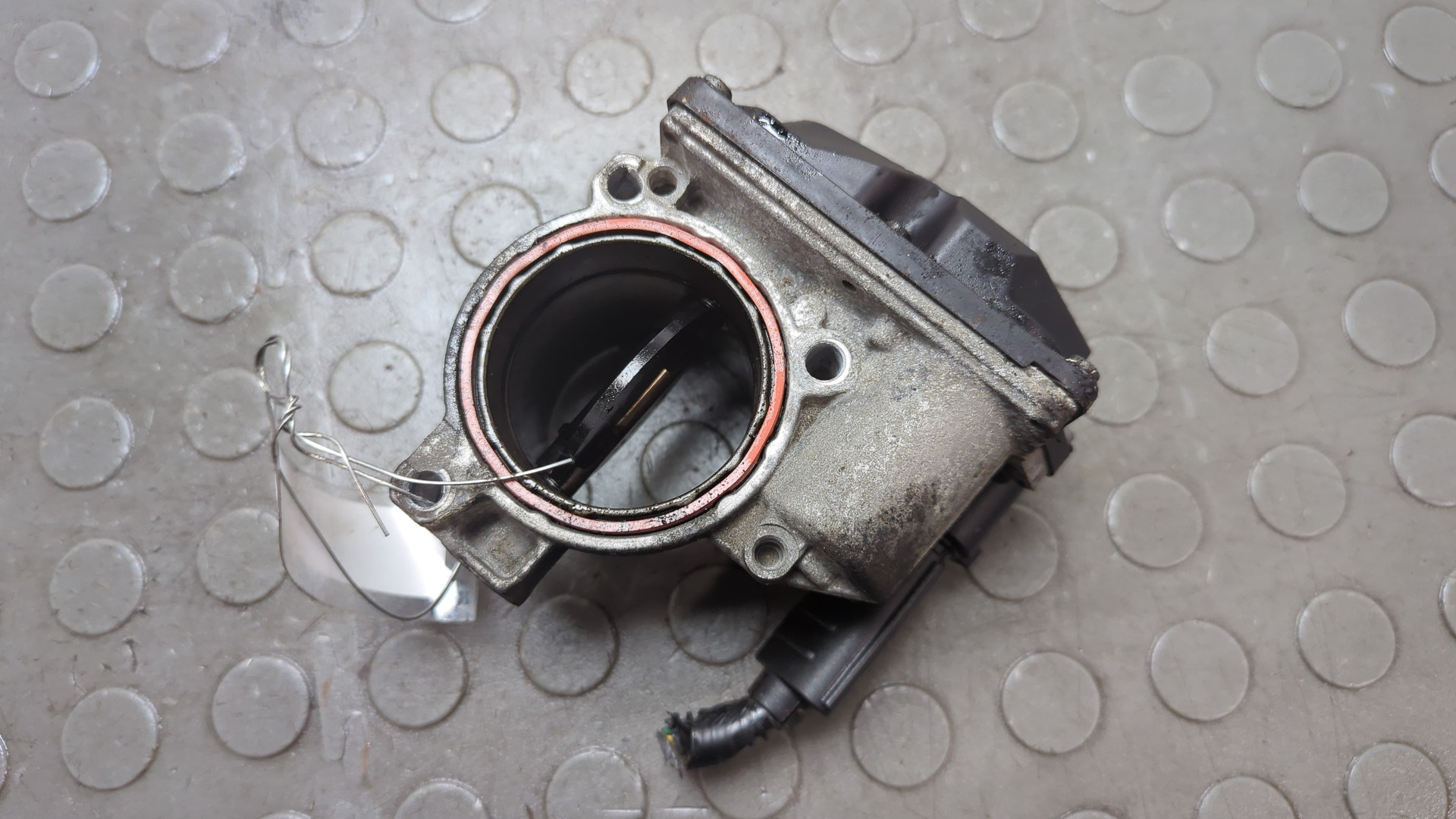 Заслонка дроссельная электрическая