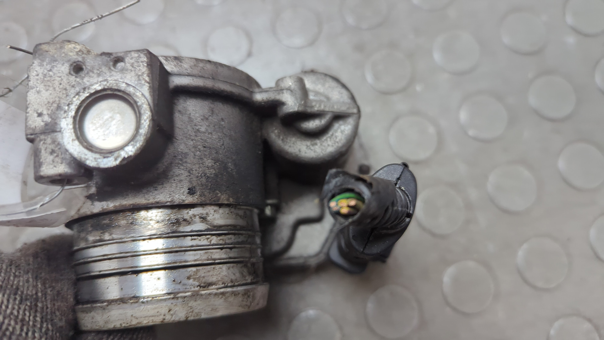 Заслонка дроссельная электрическая