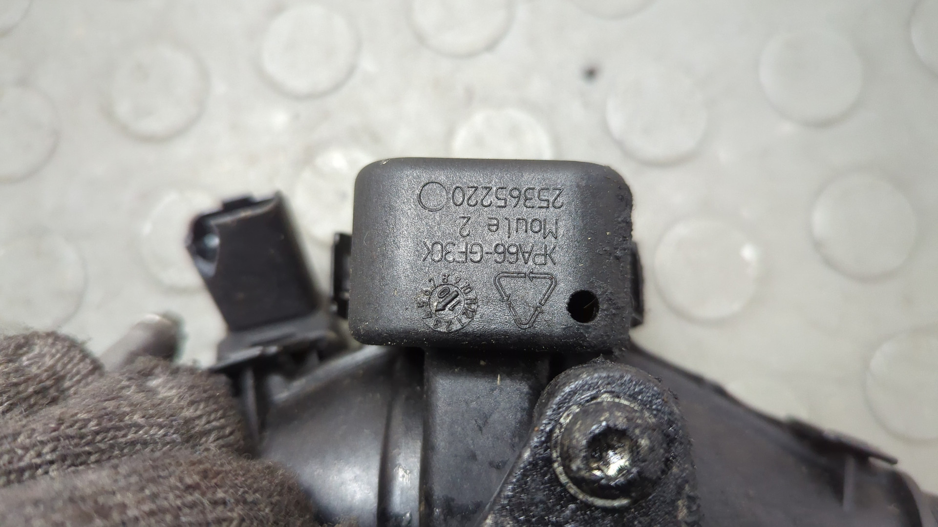 Заслонка дроссельная электрическая