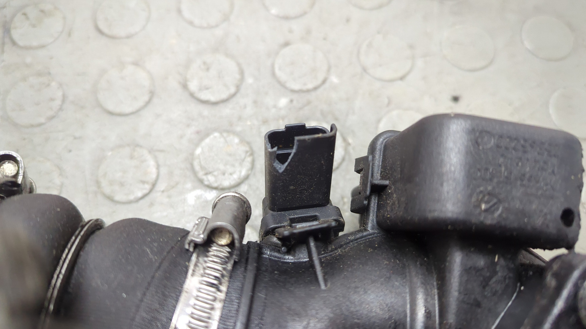 Заслонка дроссельная электрическая