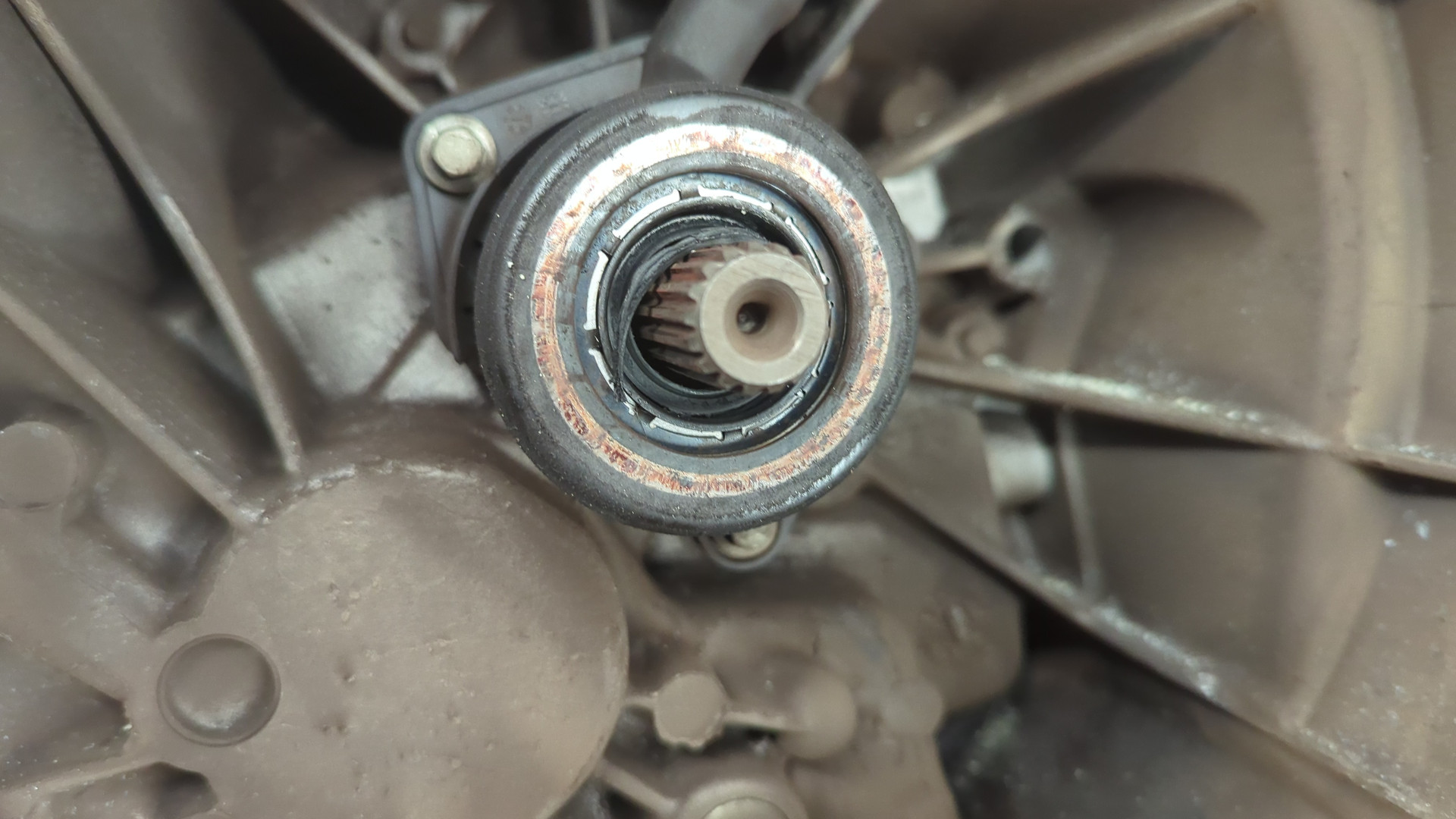 МКПП (механическая коробка переключения передач)