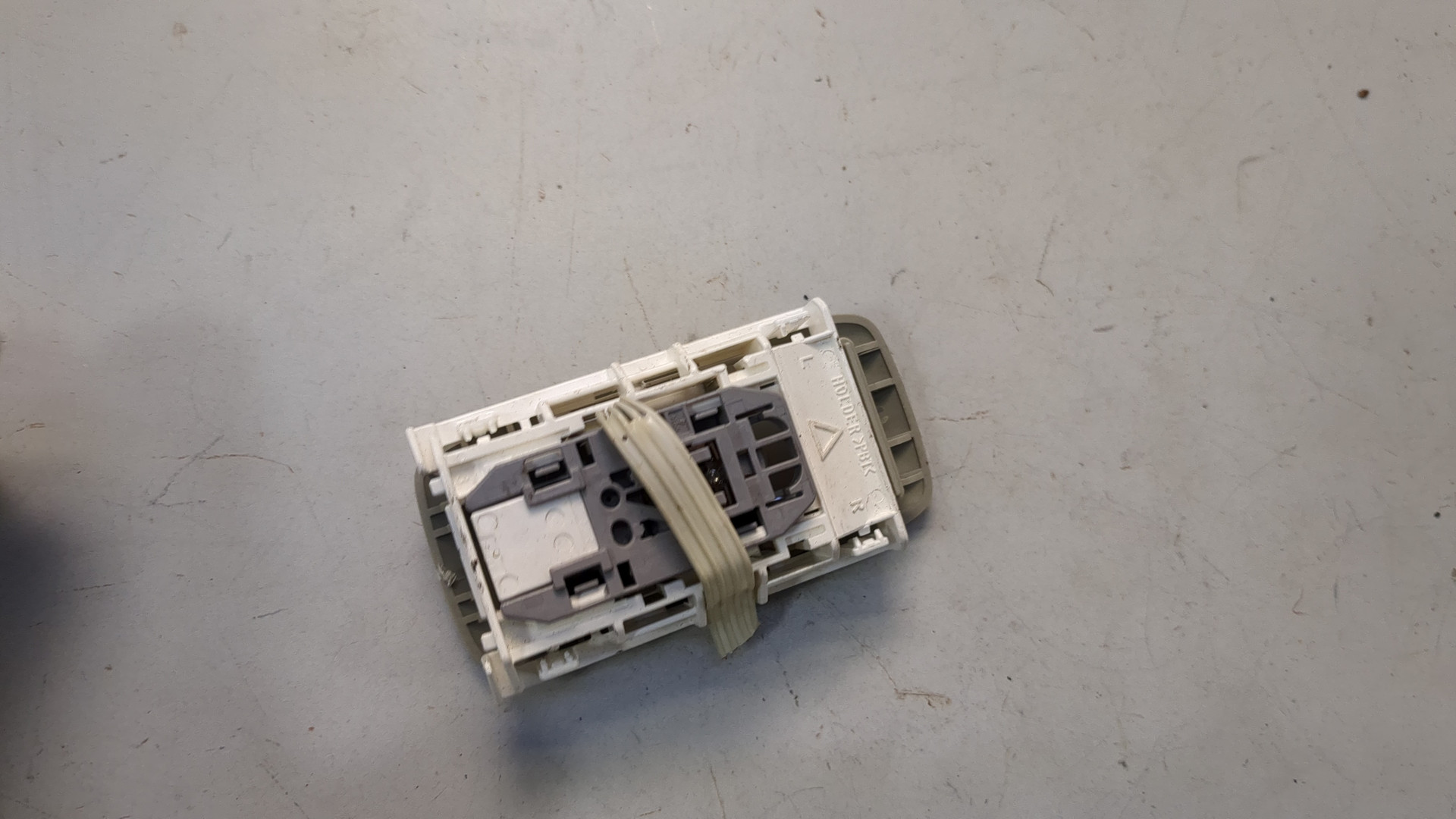 Плафон салонный