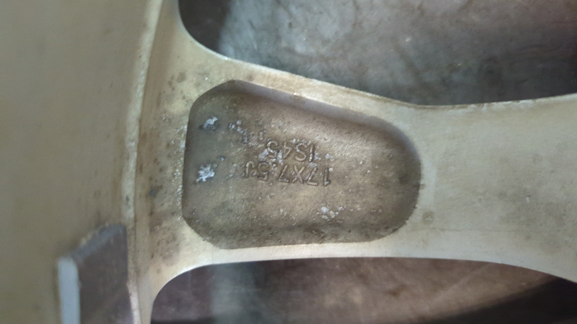 Диск колесный литой