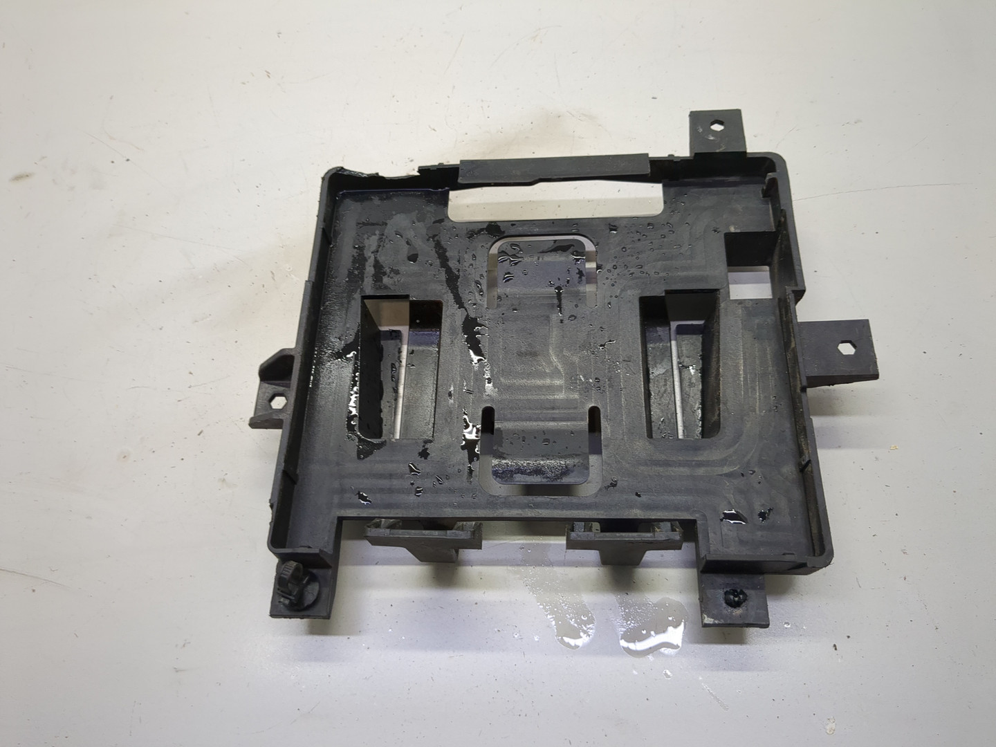 Кронштейн электронного блока управления / контроля