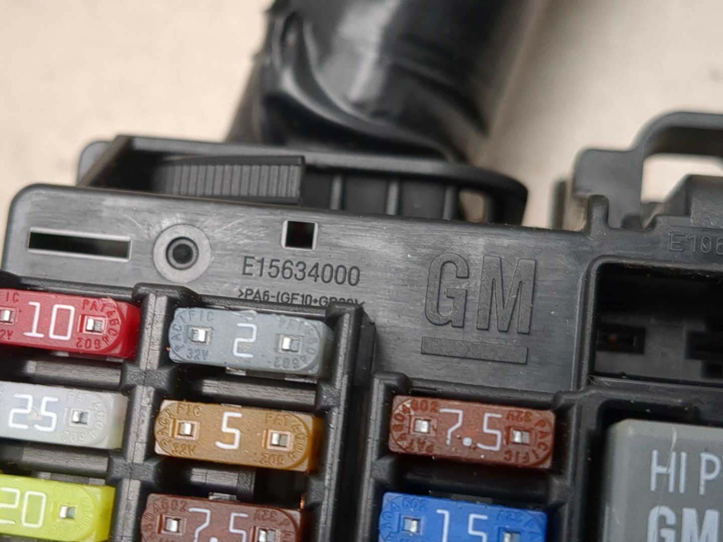 Блок предохранителей