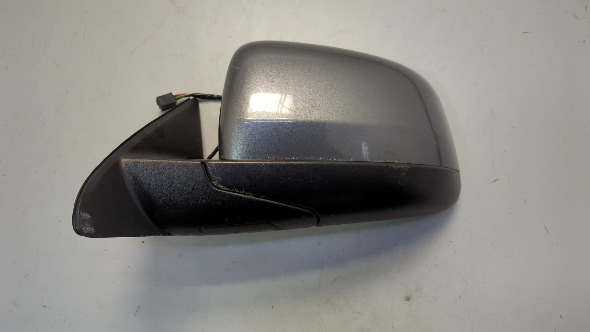 Зеркало левое электрическое