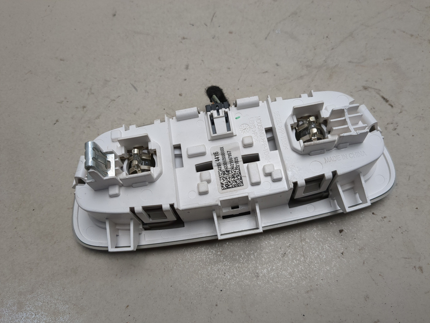 Плафон салонный