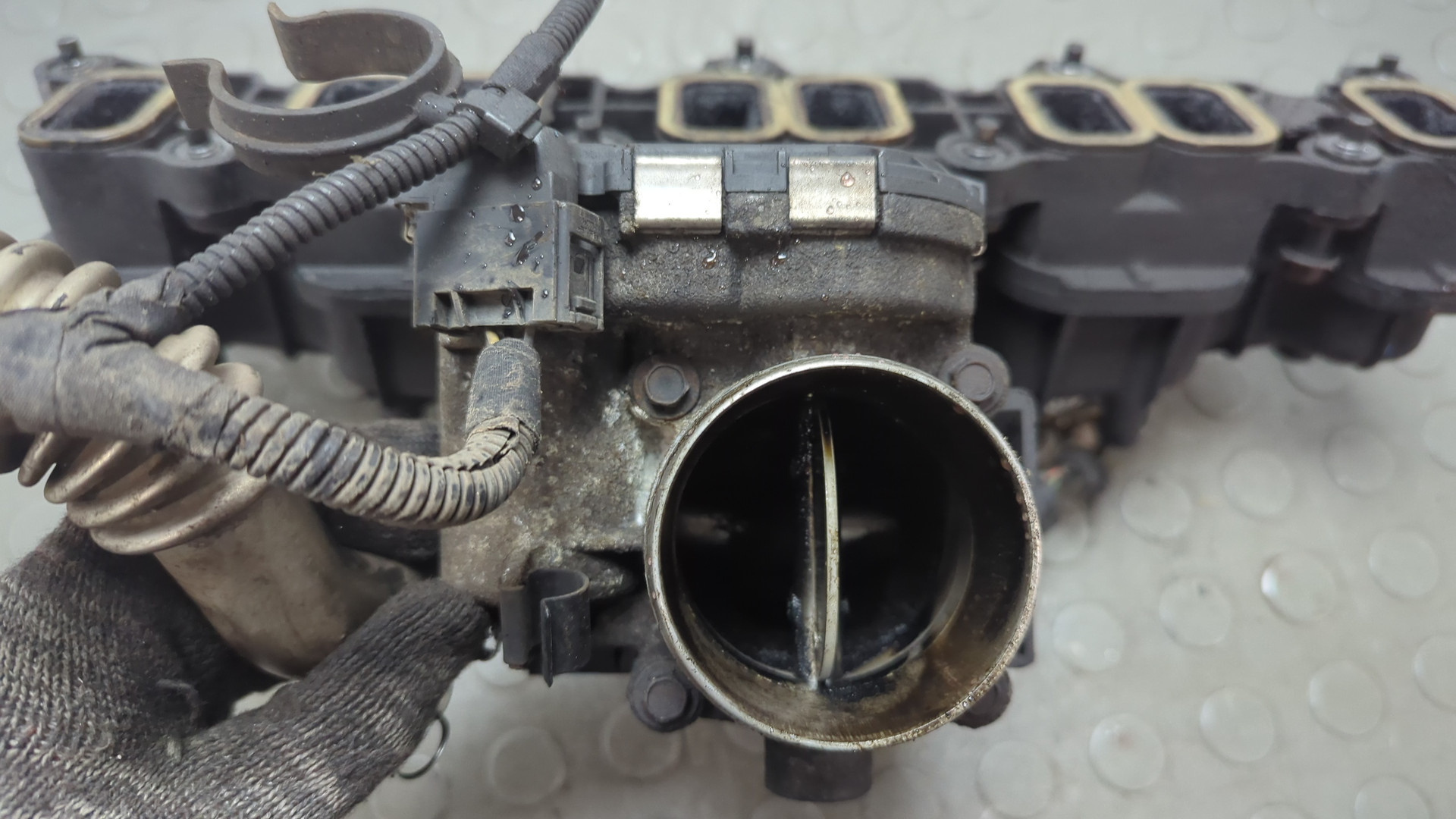 Коллектор впускной