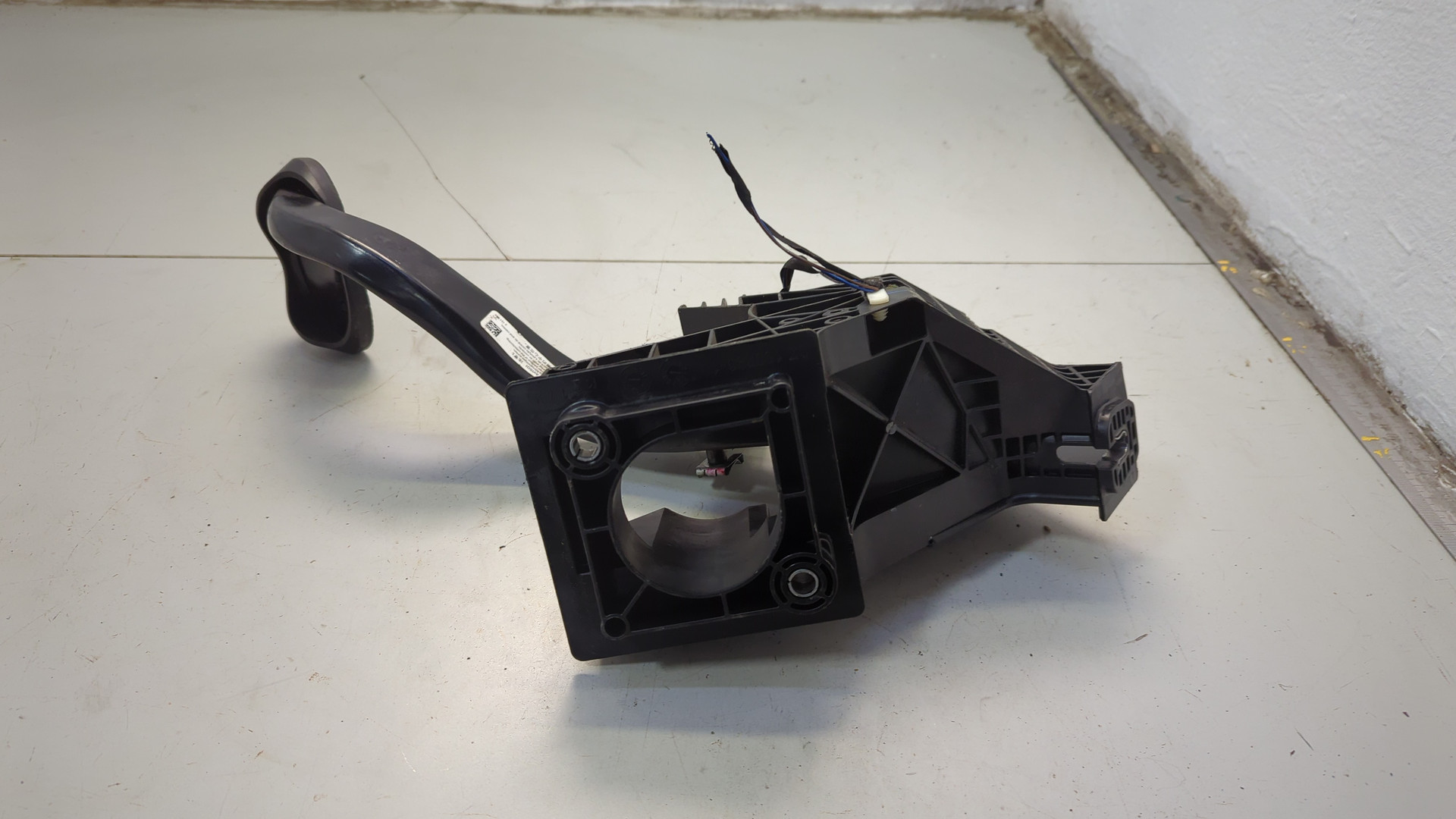 Педаль тормоза