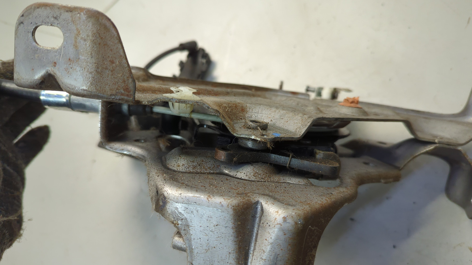 Рычаг стояночного тормоза