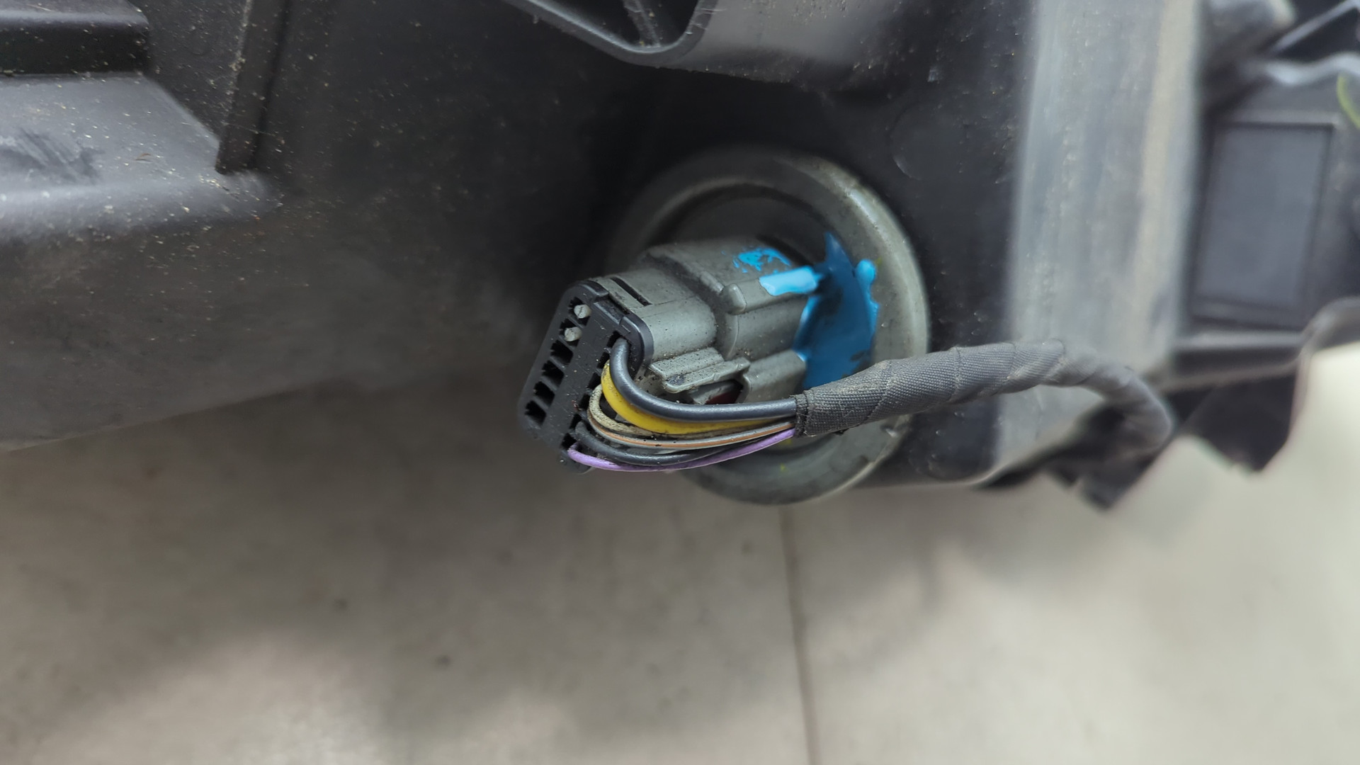 Фара правая