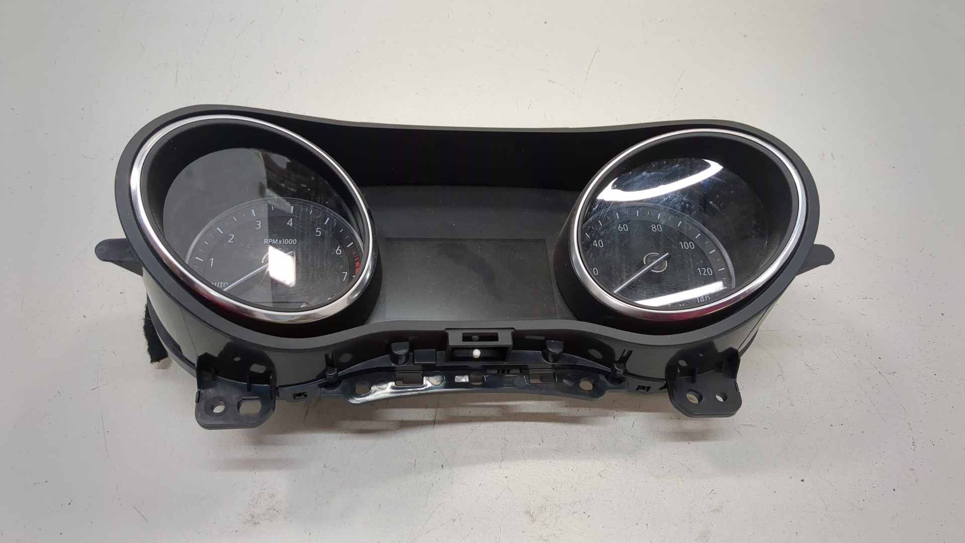 Панель приборов