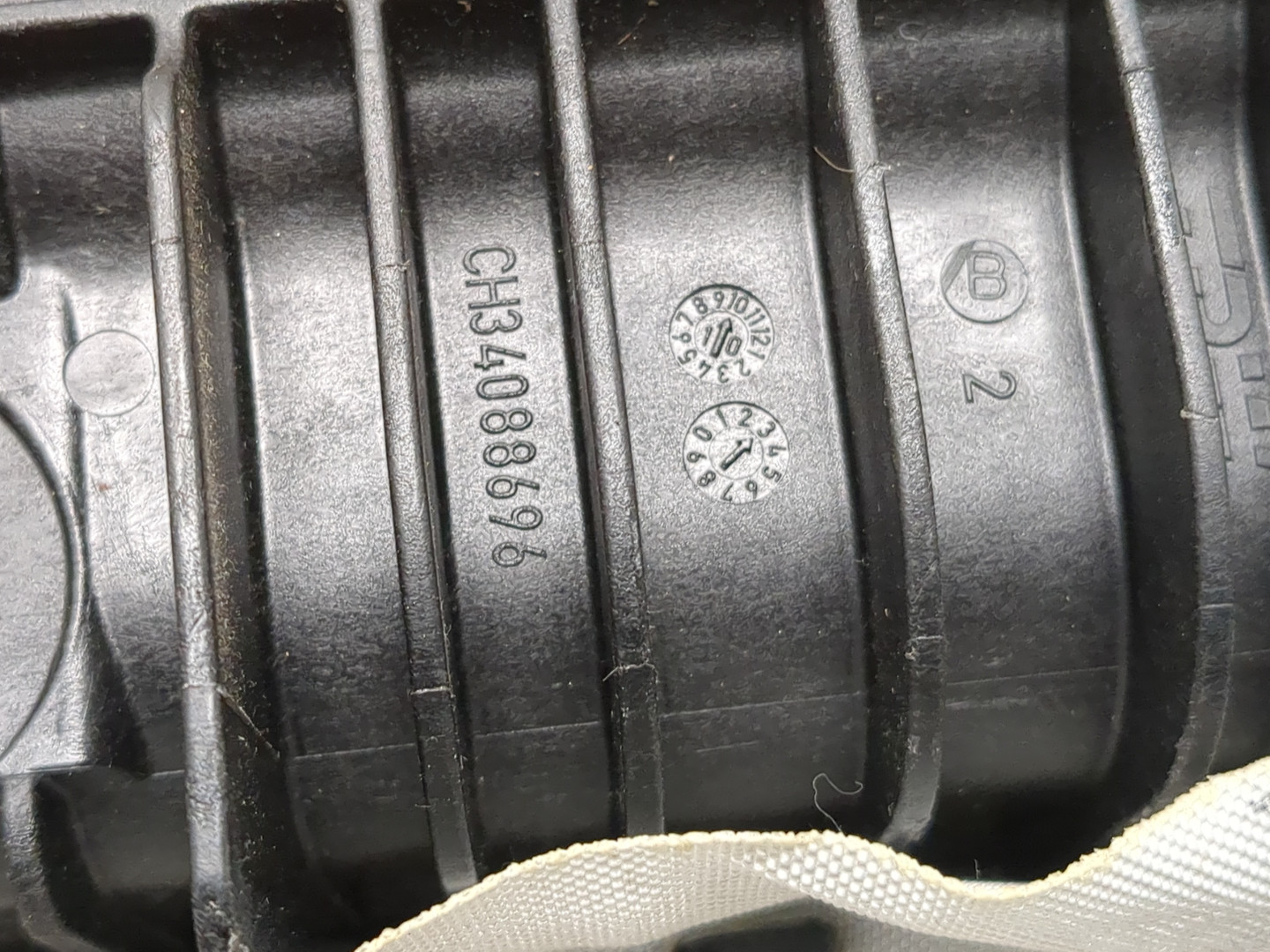 Подушка безопасности пассажирская (в торпедо)