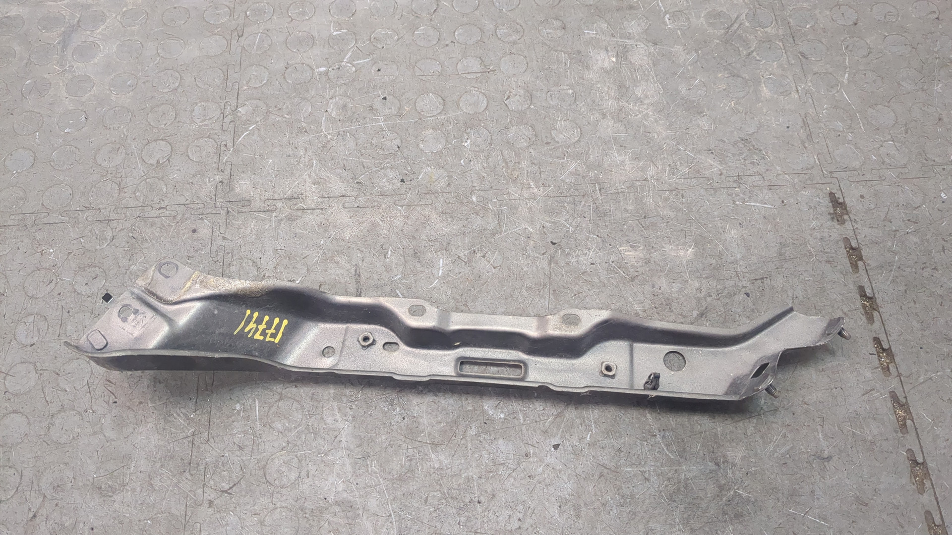 Кронштейн (сопут. товар)