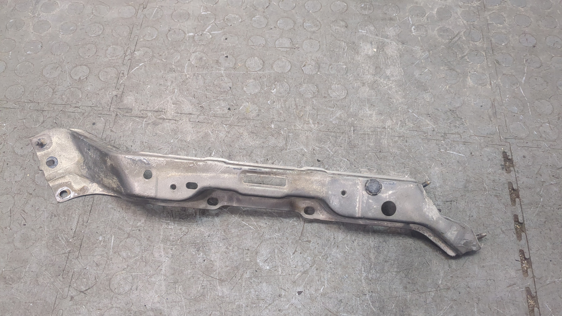 Кронштейн (сопут. товар)