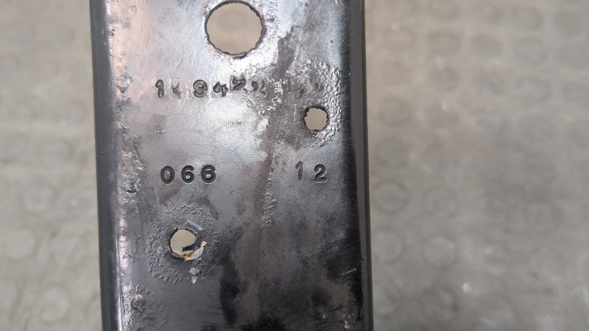 Кронштейн (сопут. товар)