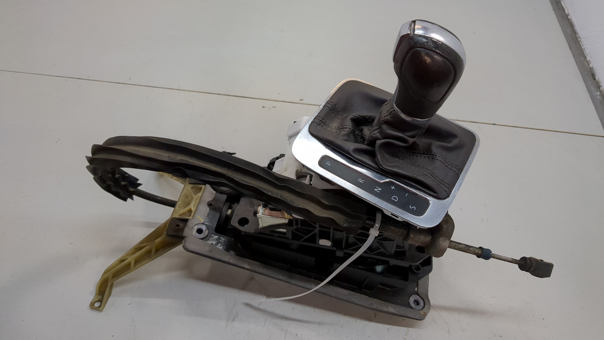 Кулиса МКПП / АКПП