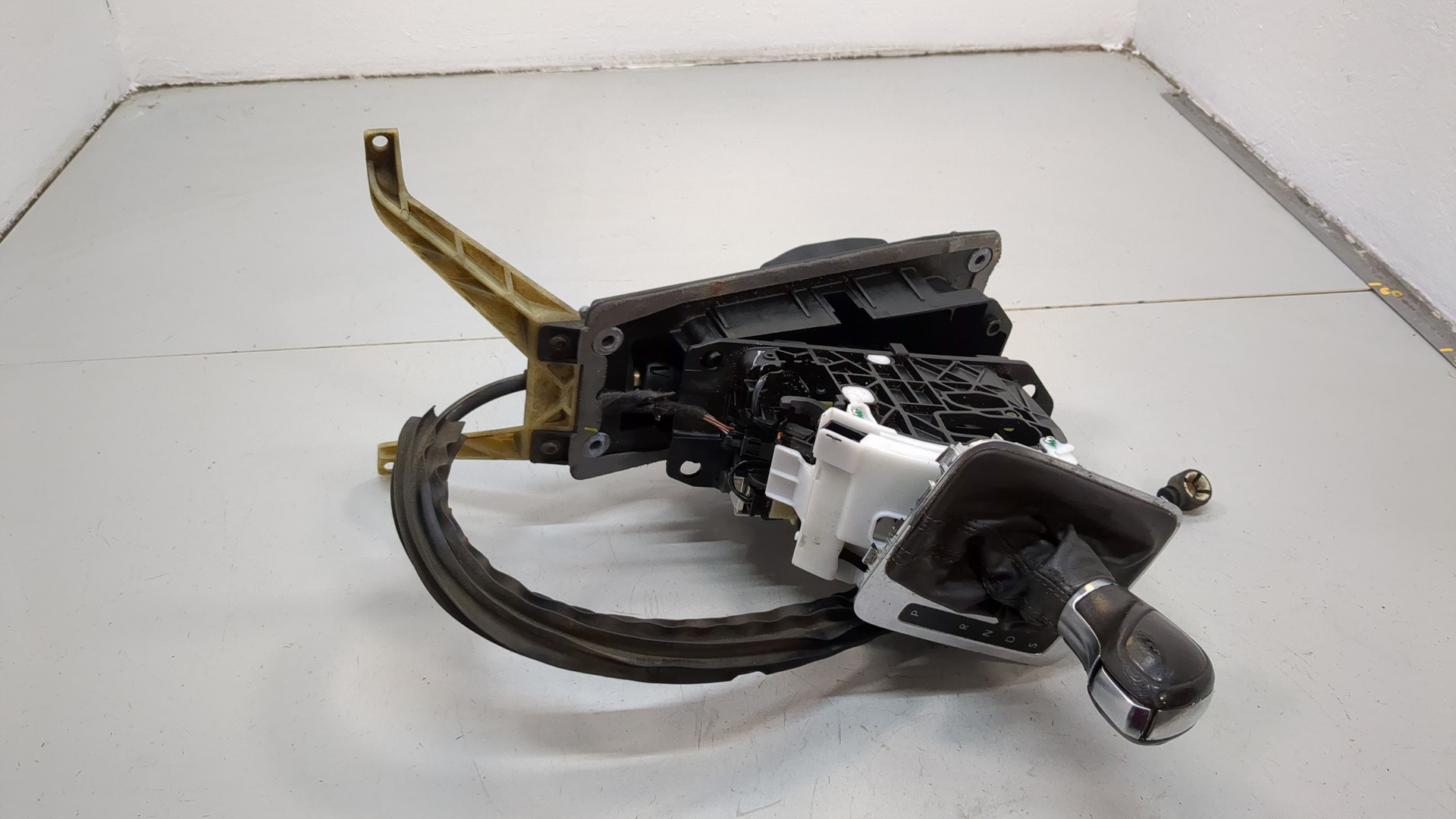 Кулиса МКПП / АКПП