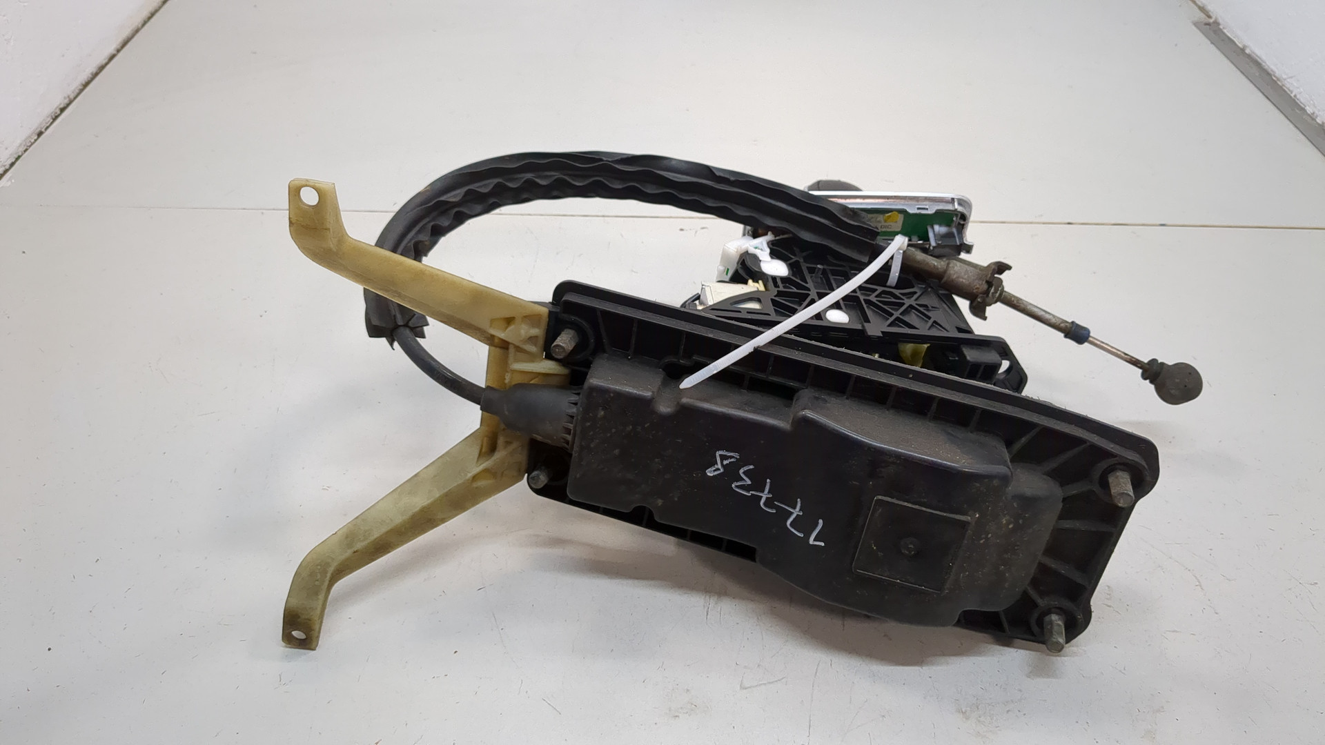 Кулиса МКПП / АКПП