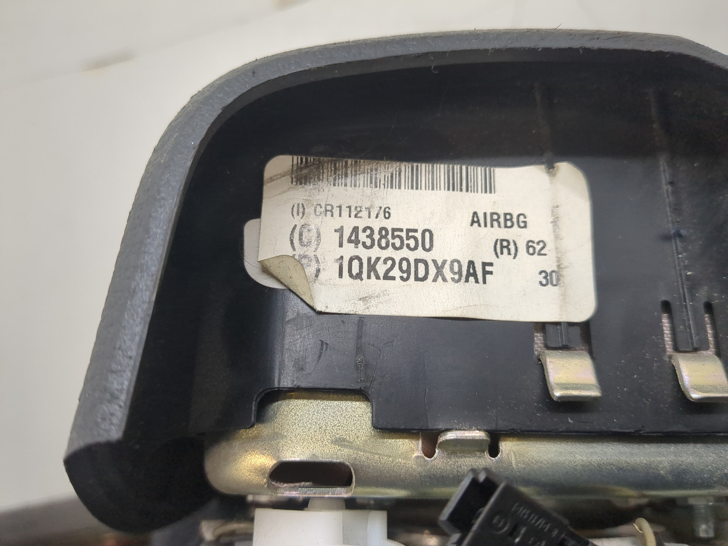 Подушка безопасности в рулевое колесо