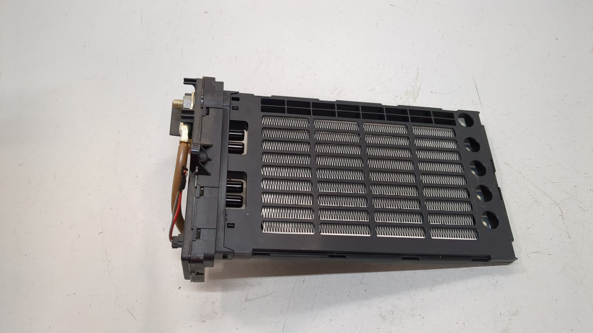 Радиатор отопителя электрический