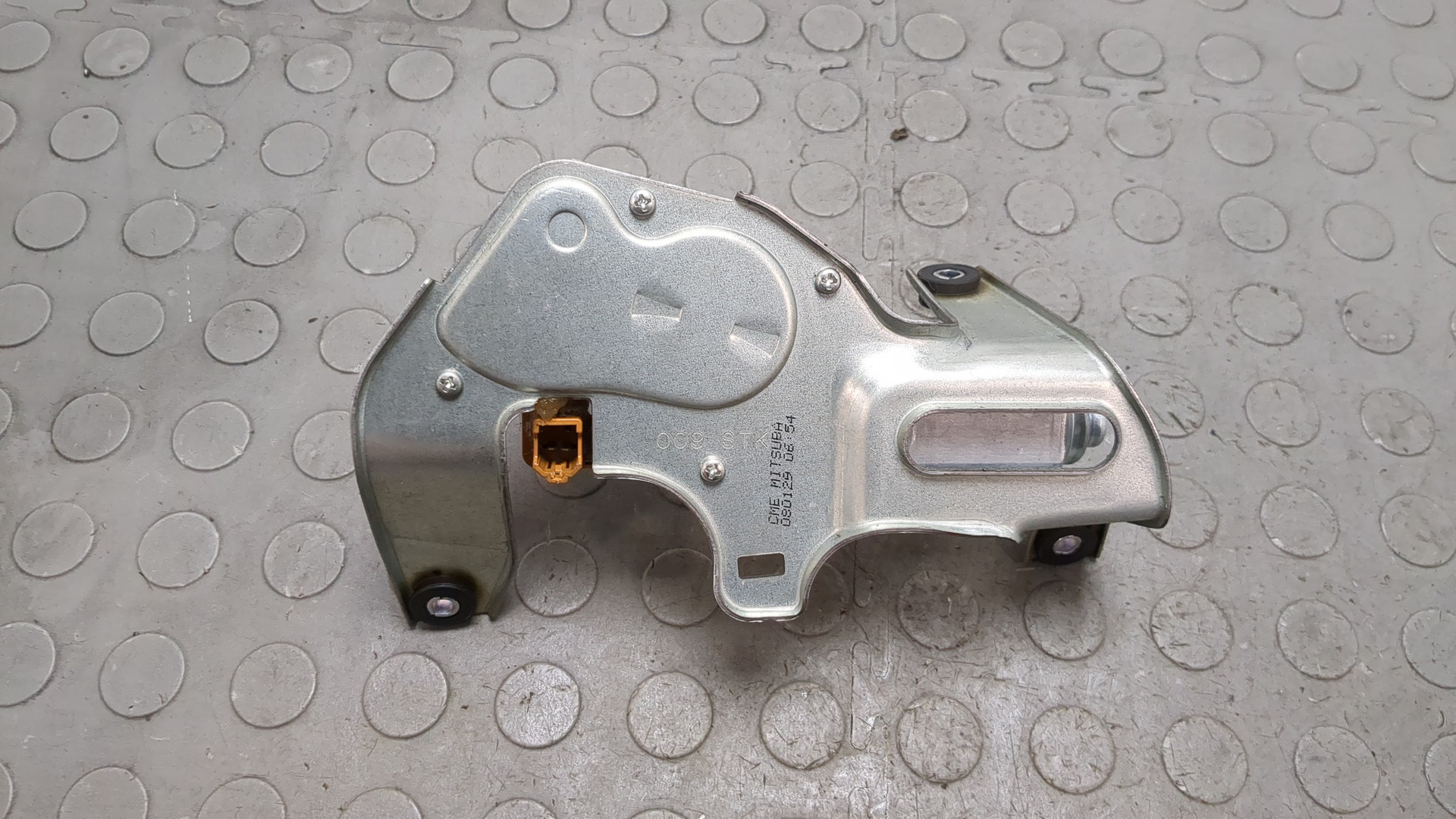 Моторчик стеклоочистителя задний