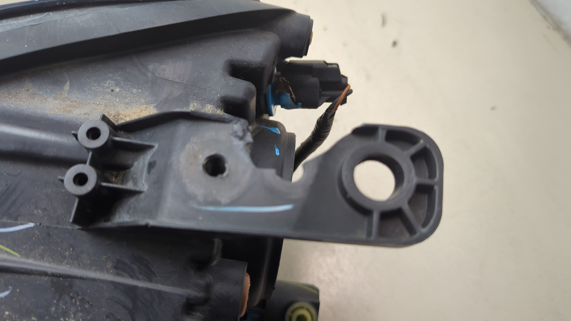 Фара правая