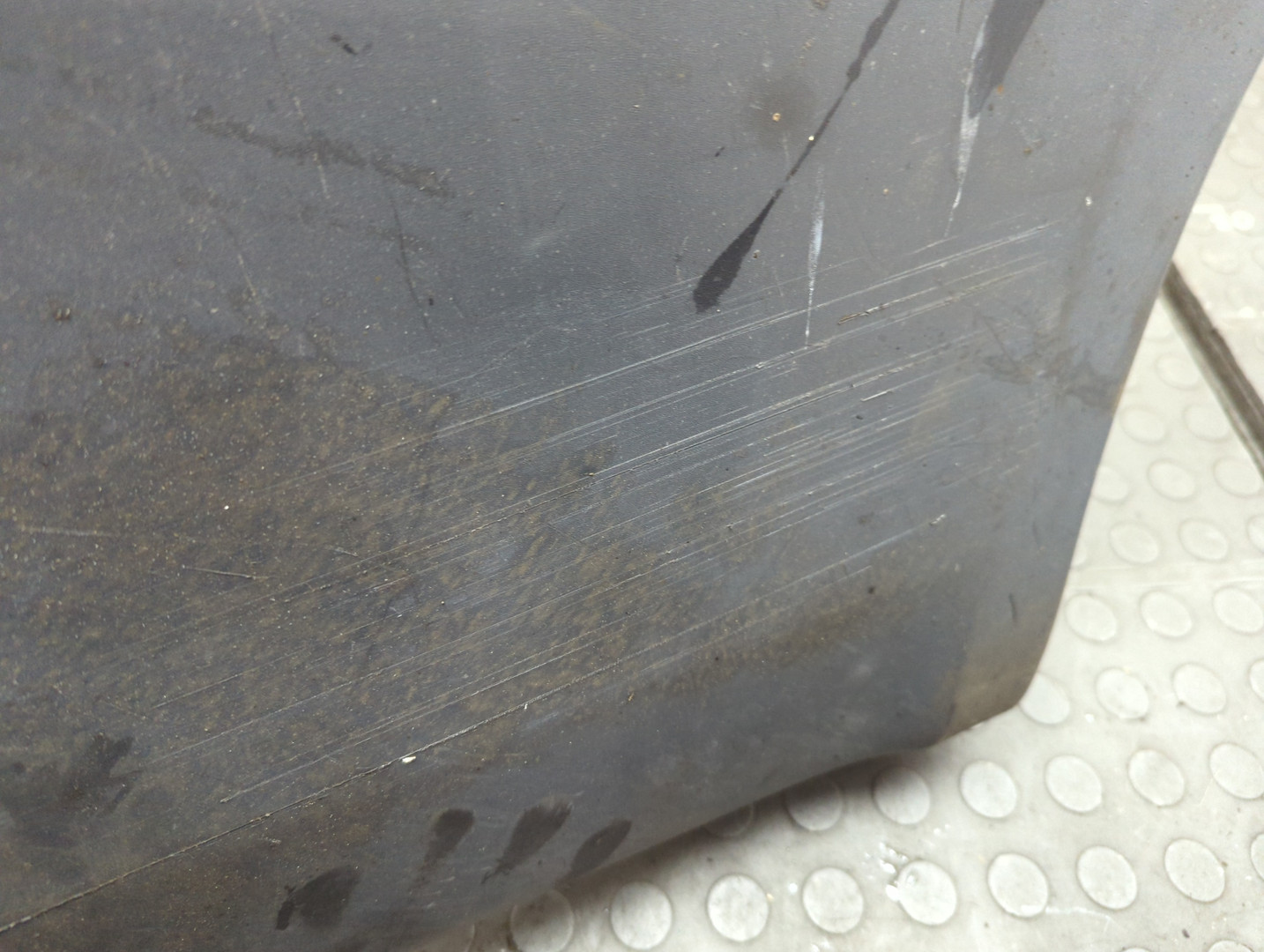 Молдинг заднего крыла правого