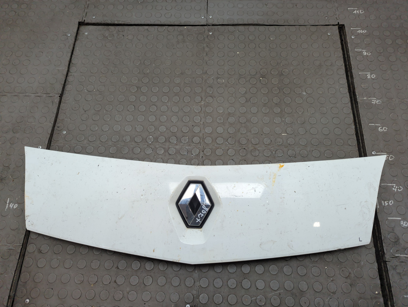 Решетка радиатора