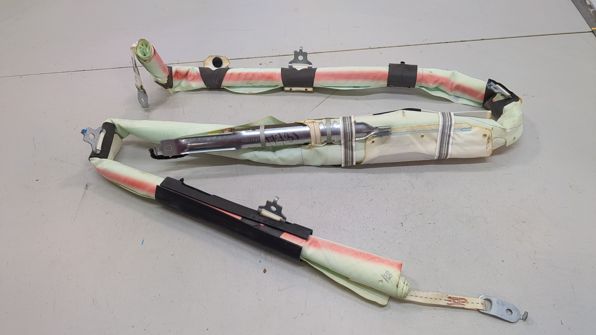 Подушка безопасности боковая (шторка)